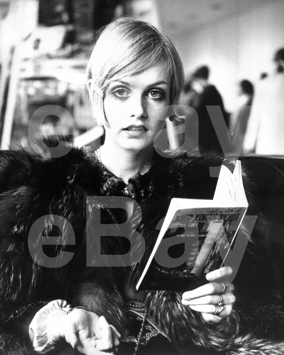 Twiggy 16x12 Photo Poster Print, изображение 4
