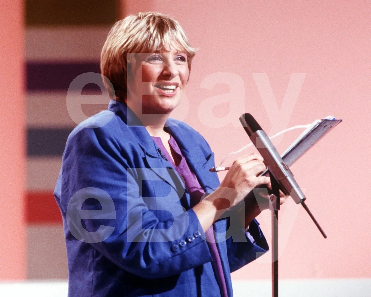 Victoria Wood 16x12 Photo Poster Print, изображение 4