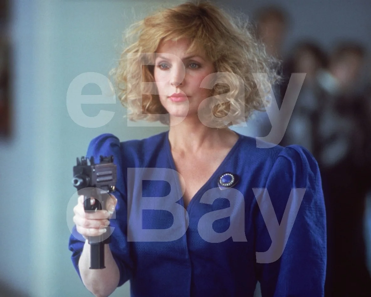 The Naked Gun (1988) Priscilla Presley 16x12 Photo Poster Print, изображение 4