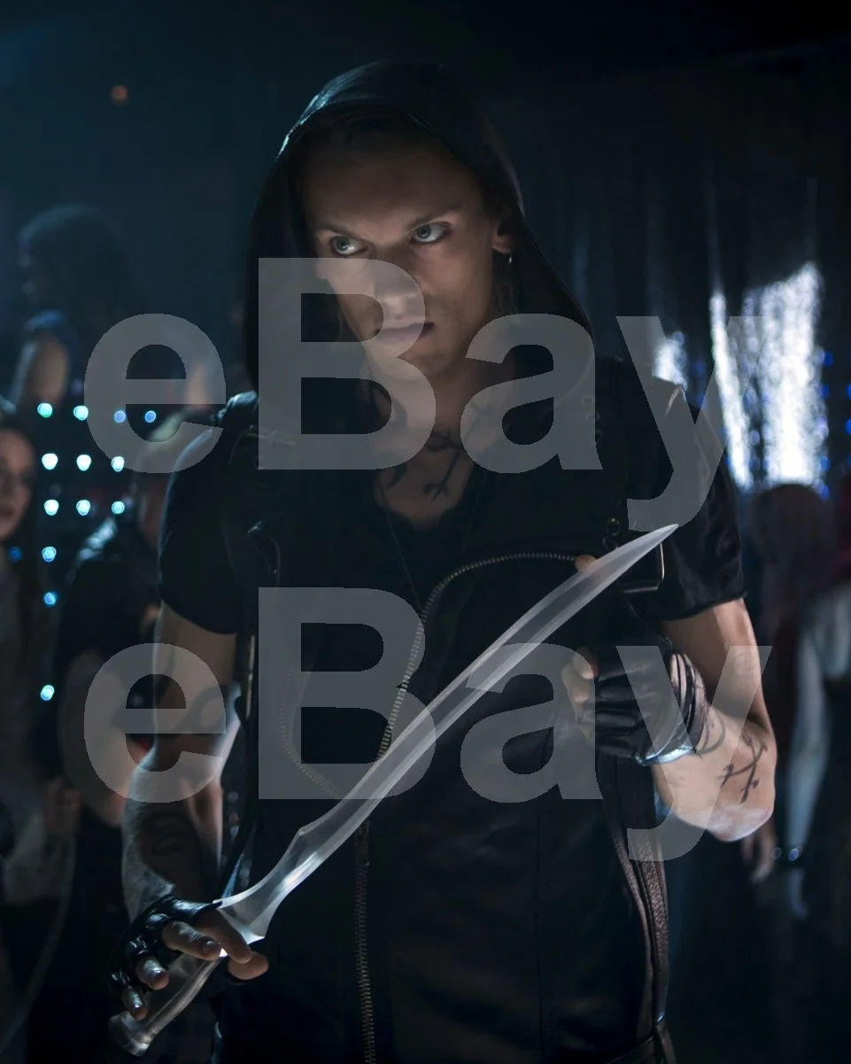 The Mortal Instruments: City of Bones (2013) Jamie Campbell Bower 16x12 Photo, изображение 4