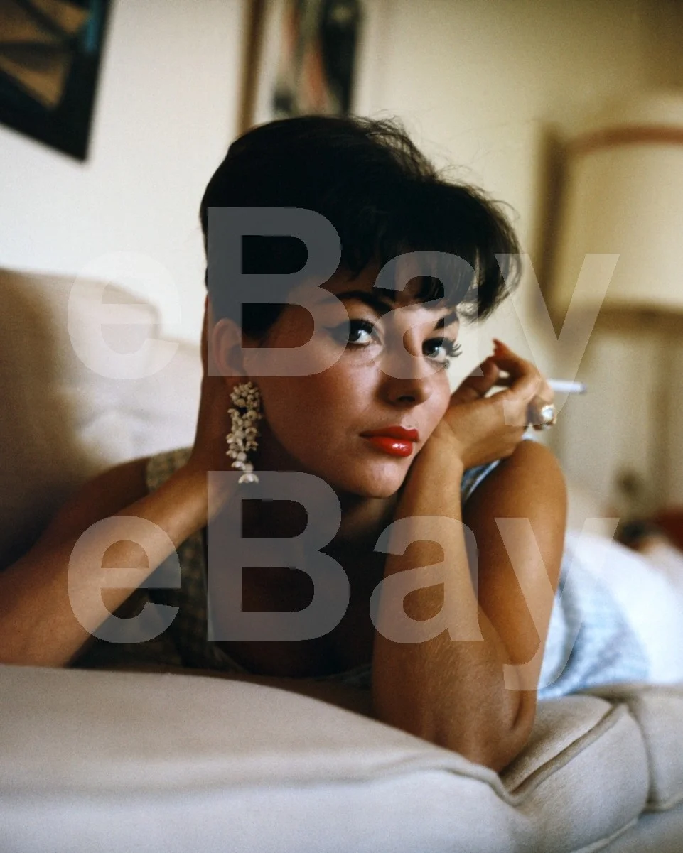 Joan Collins 16x12 Photo Poster Print, изображение 4