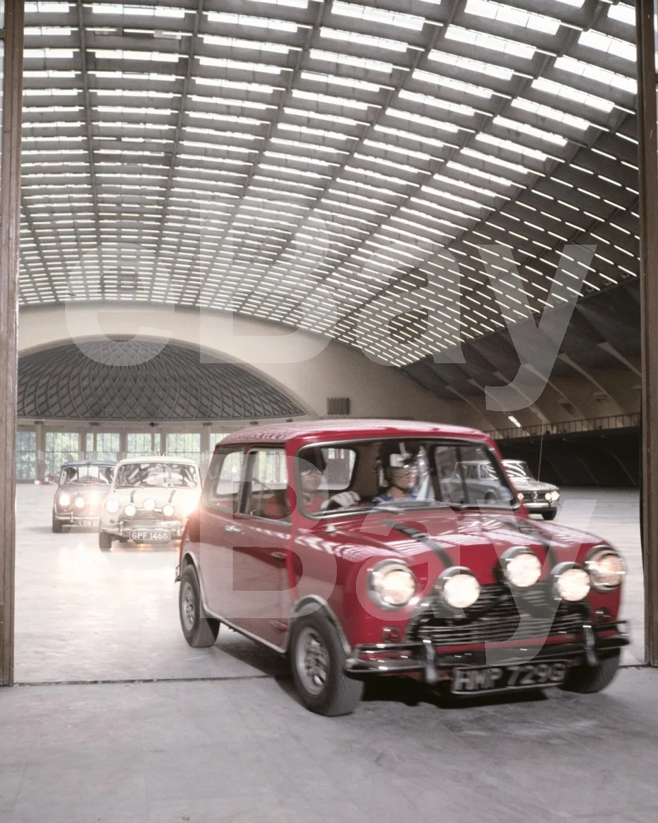 The Italian Job (1969) Car Scene Mini Cooper 16x12 Photo Poster Print, изображение 4