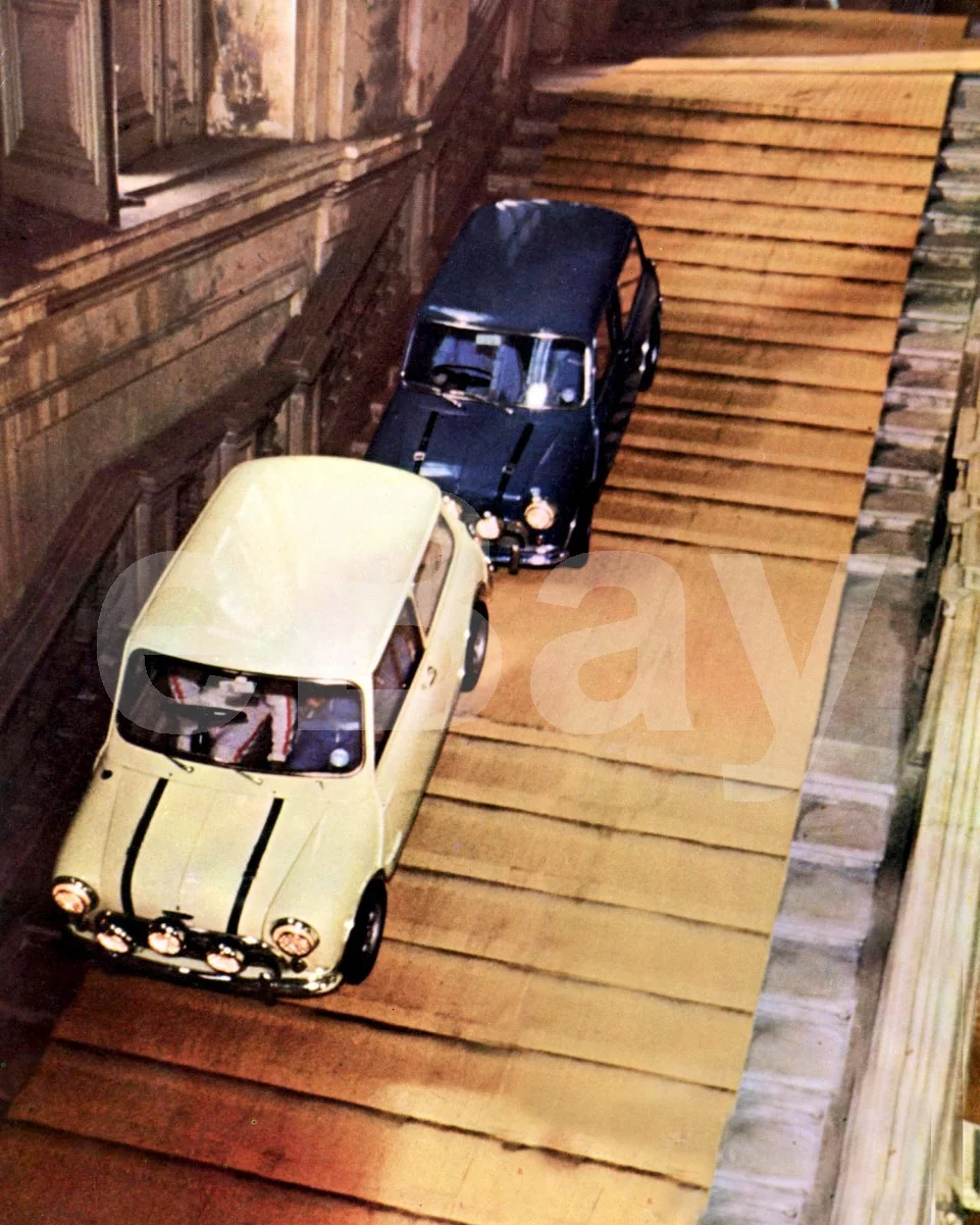 The Italian Job (1969) Car Chase Mini Scene 16x12 Photo Poster Print, изображение 4