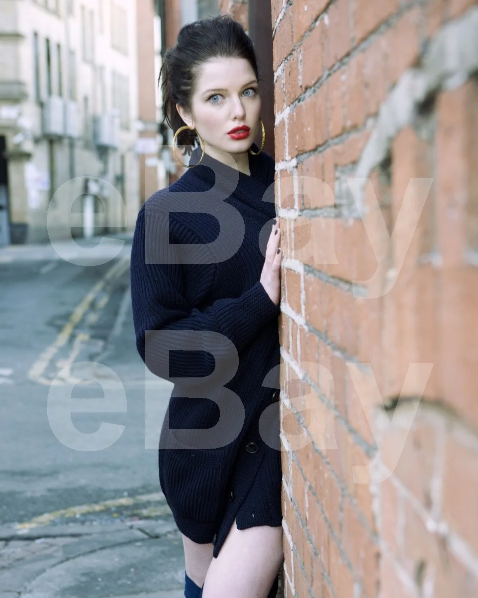 Helen Flanagan 16x12 Photo Poster Print, изображение 4