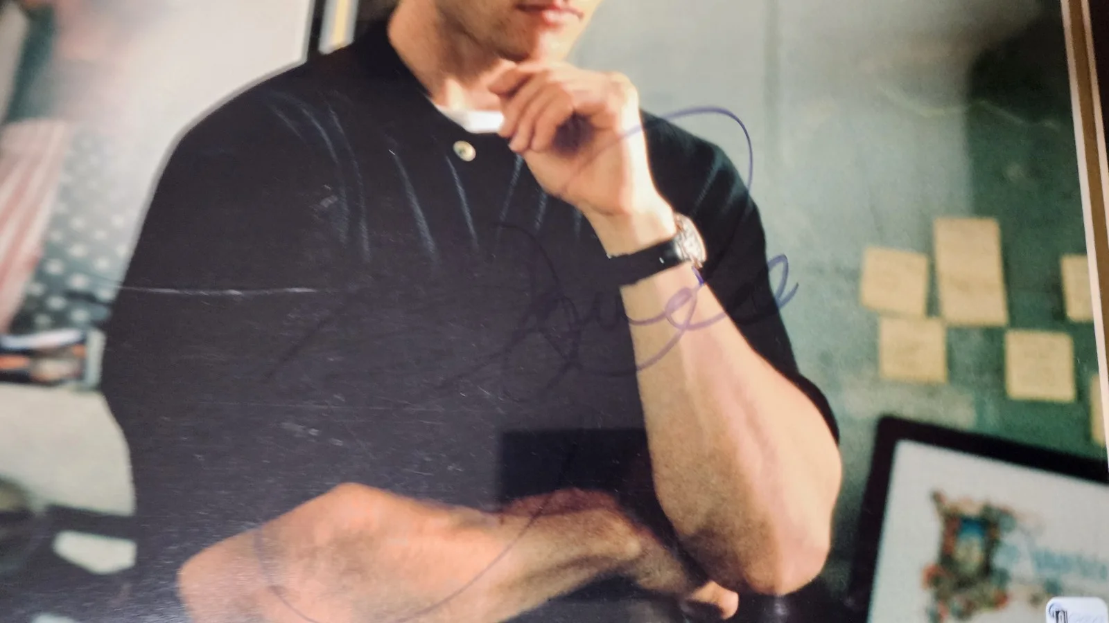 Tom Cruise — TOM CRUISE as Jerry McGuire Autographed / SIGNED Photo- Framed w/COA - 17x20, image 3