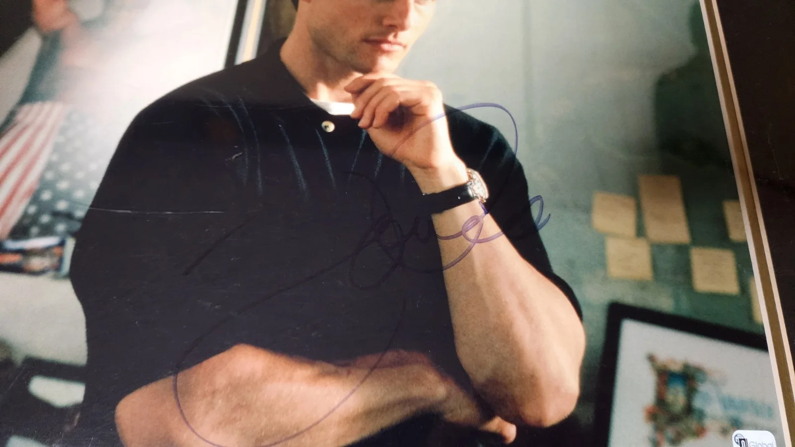 Tom Cruise — TOM CRUISE as Jerry McGuire Autographed / SIGNED Photo- Framed w/COA - 17x20, image 4