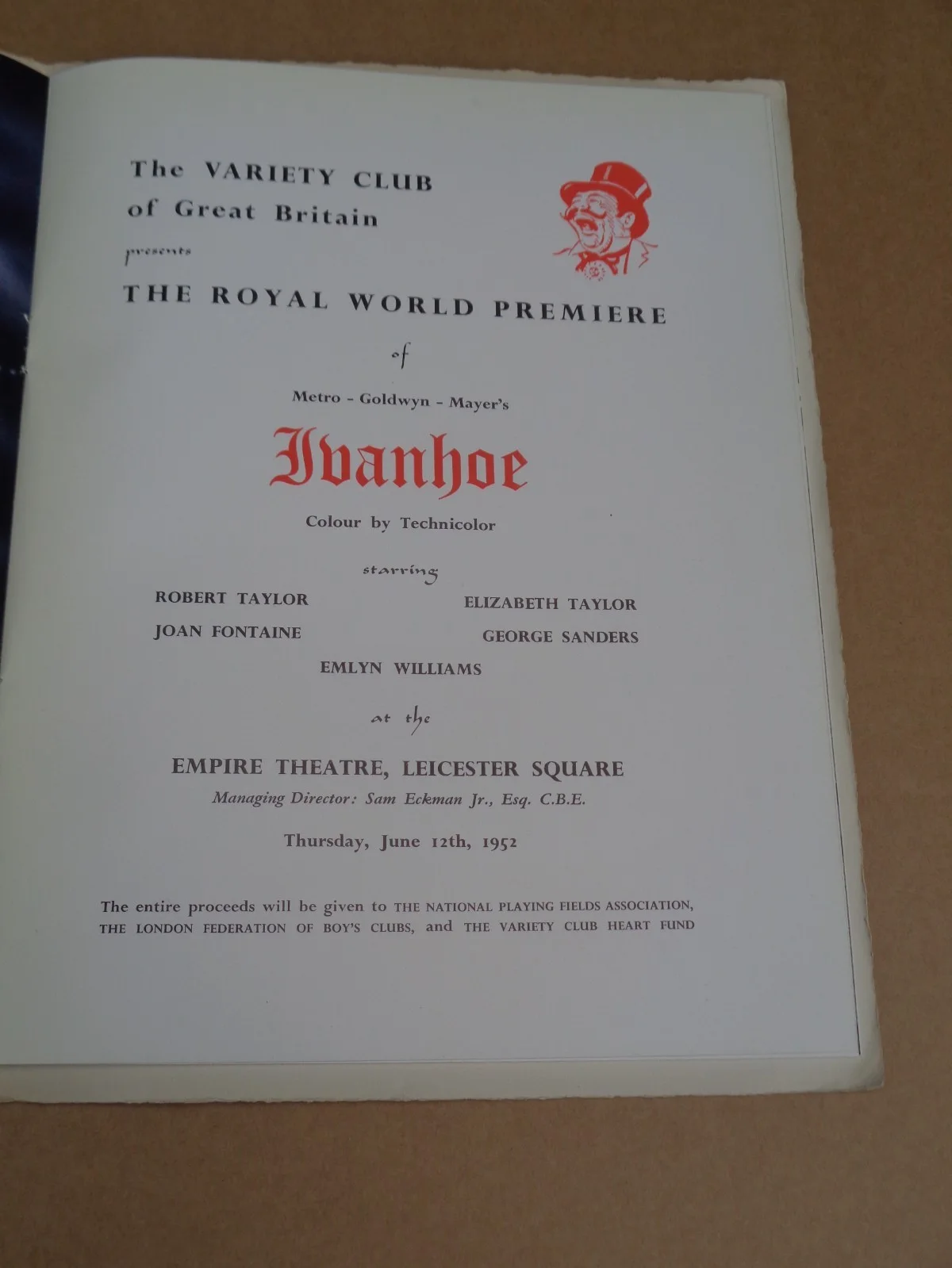 Robert Taylor/Elizabeth Taylor - Ivanhoe - 1952 UK World Premiere Brochure, изображение 2