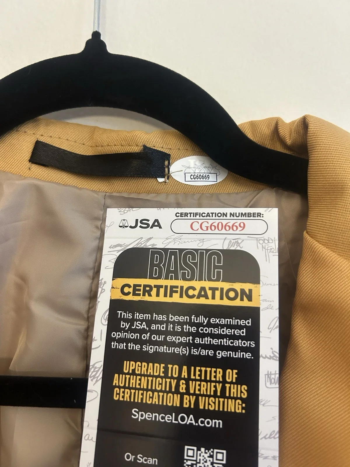 Adam Sandler — Adam Sandler Signed Happy Gilmore Gold Jacket Autographed JSA COA, image 5