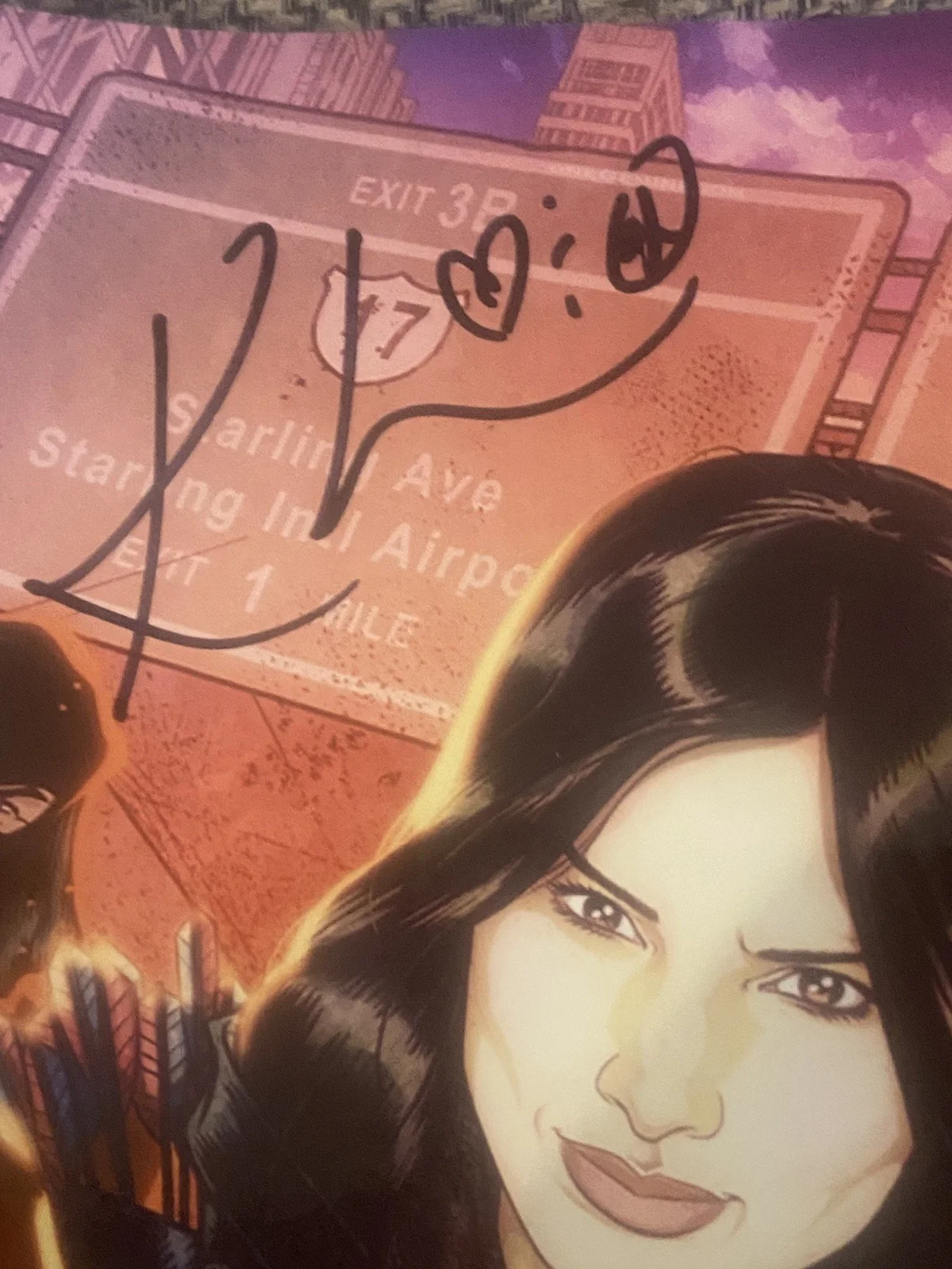 Katrina Law — KATRINA LAW Hand Signed ARROW 8x10 Photo Nyssa al Ghul LoA outfit COA, изображение 5