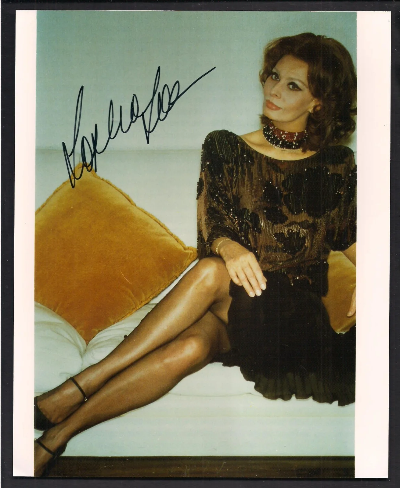 Sophia Loren — Sophia Loren Autographed 8x10-PSA/DNA COA Academy Award Actress-Italy, изображение 2