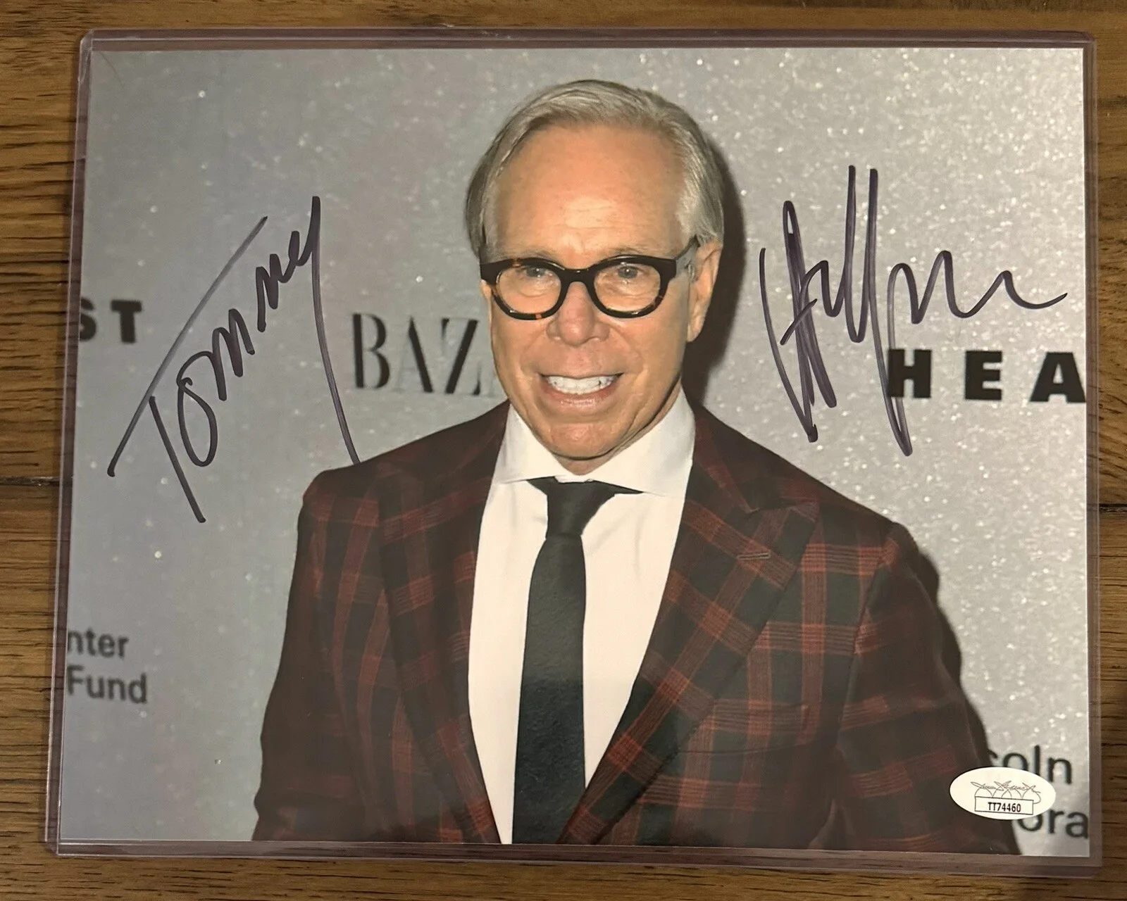 Tommy Hilfiger — Tommy Hilfiger American fashion Designer Signed Autographed 8x10 Photo COA