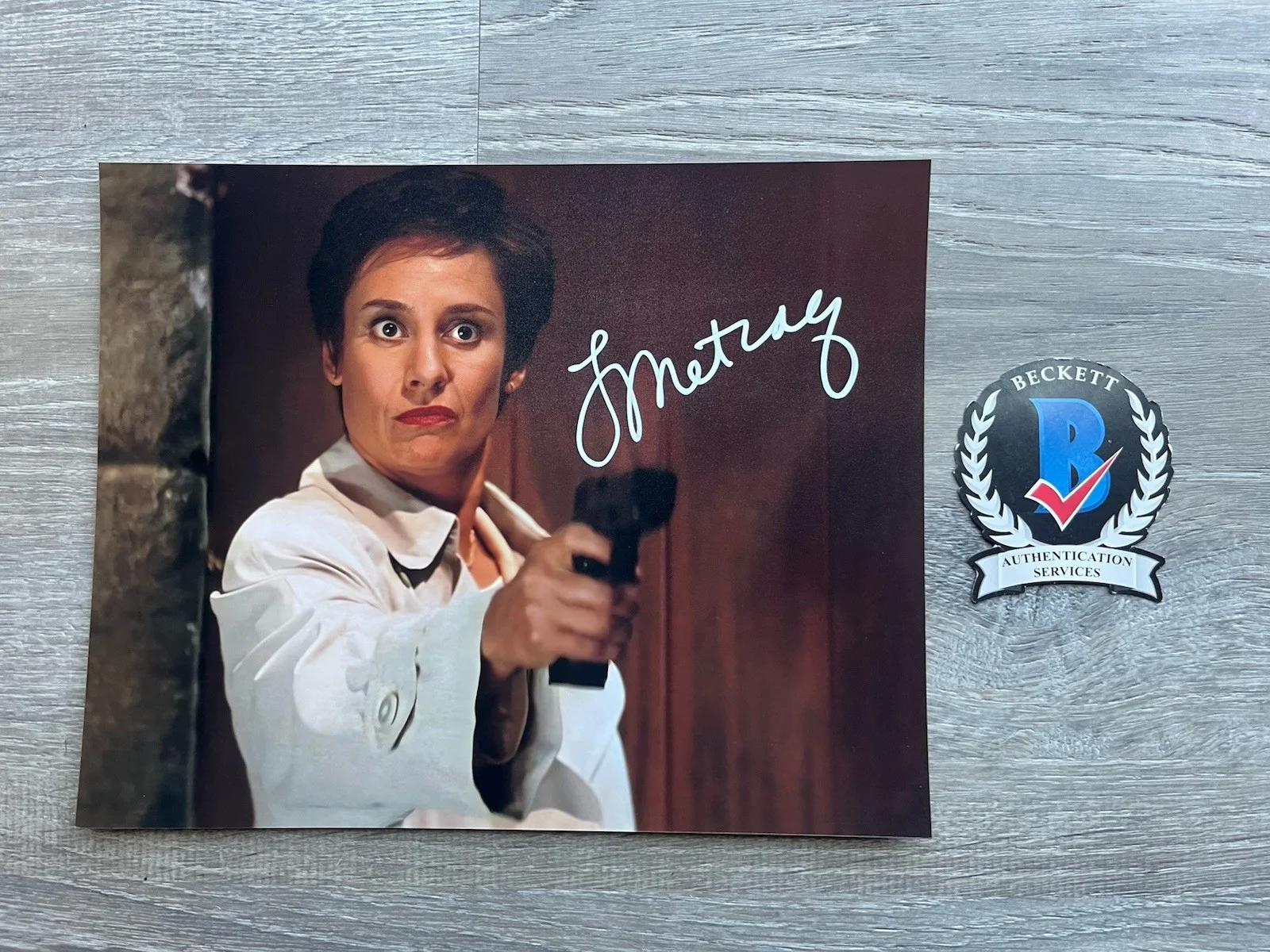 Laurie Metcalf — Laurie Metcalf Signed Scream 8x10 Photo Beckett COA Ghostface Mrs. Loomis