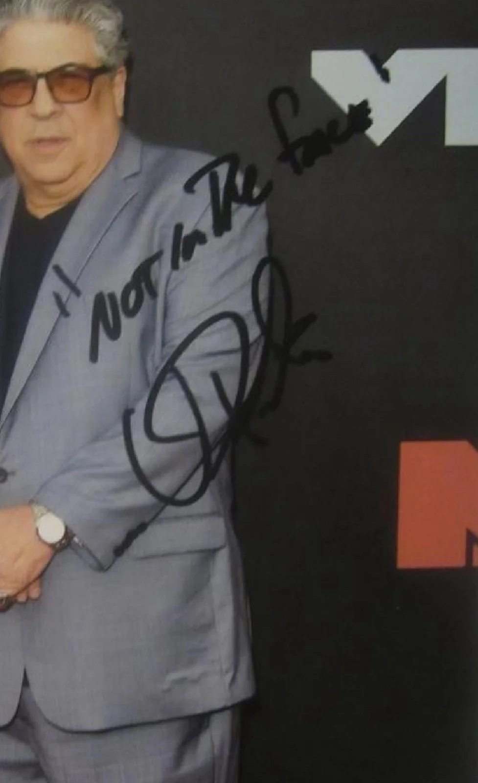 Vincent Pastore — VINCENT PASTORE Signed Autographed 8x10 Photo COA The Sopranos, изображение 2