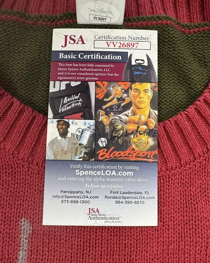 Robert Englund — Robert Englund signed Sweater Freddy Krueger A Nightmare on JSA Authentication, image 3