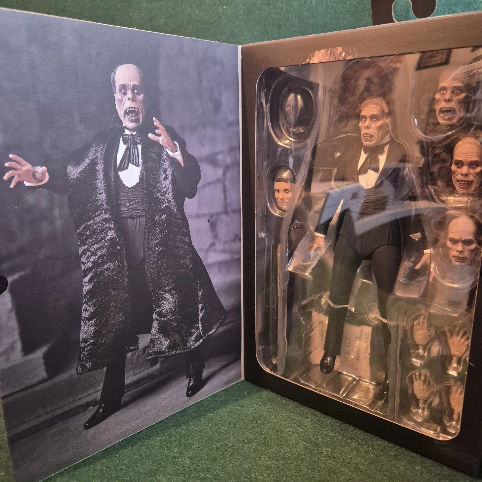 NECA Ultimate Phantom of the Opera (1925) – Lon Chaney – Factory Sealed, image 2