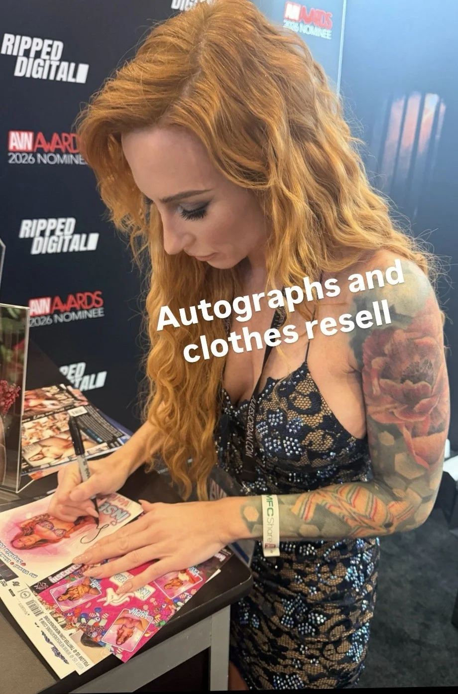 Sophia Locke — Adult Star Sophia Locke Signed 8x10 Photo AVN, изображение 4