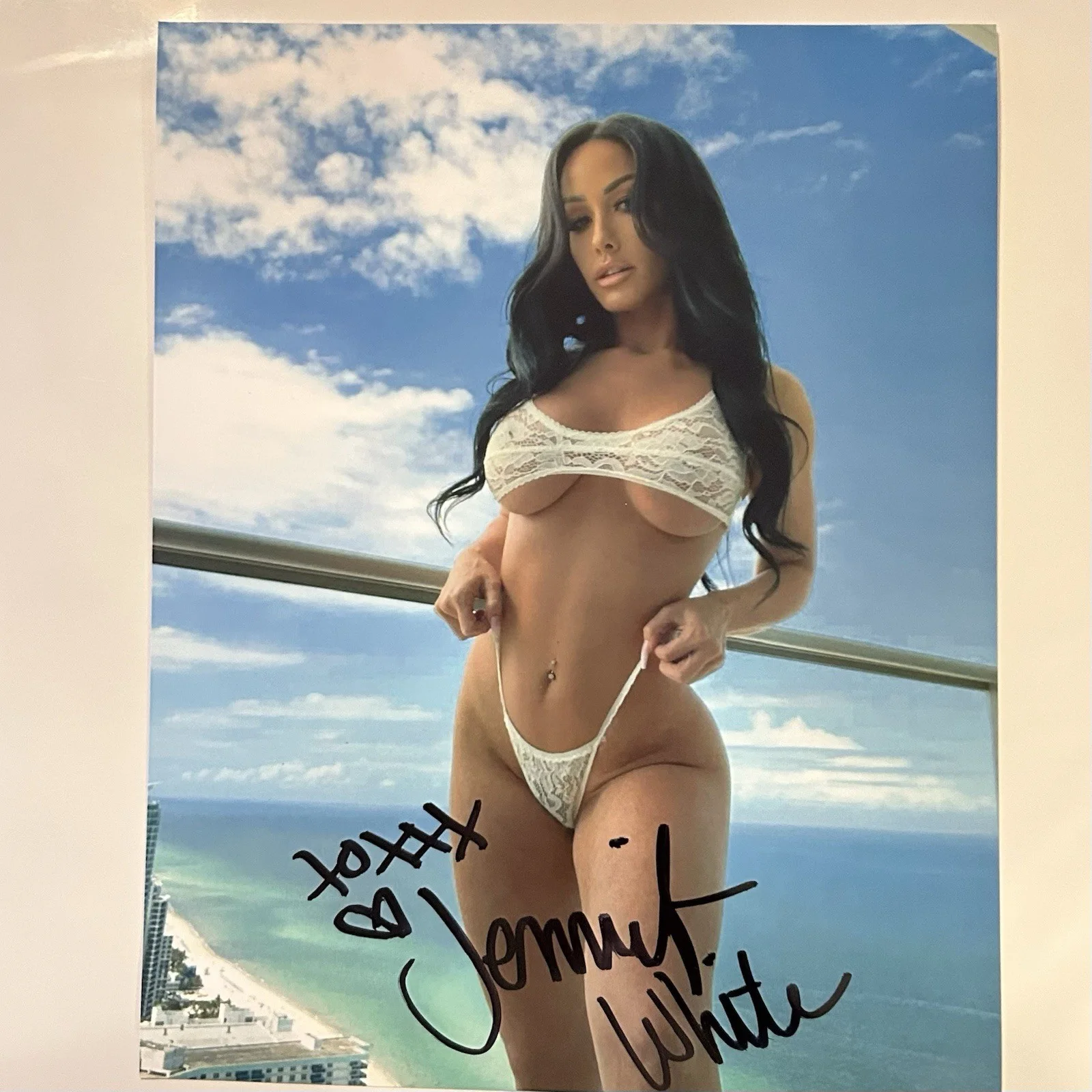 Jennifer White — Adult Star Jennifer White Busty Signed 8X10 Photo Proof Photo AVN