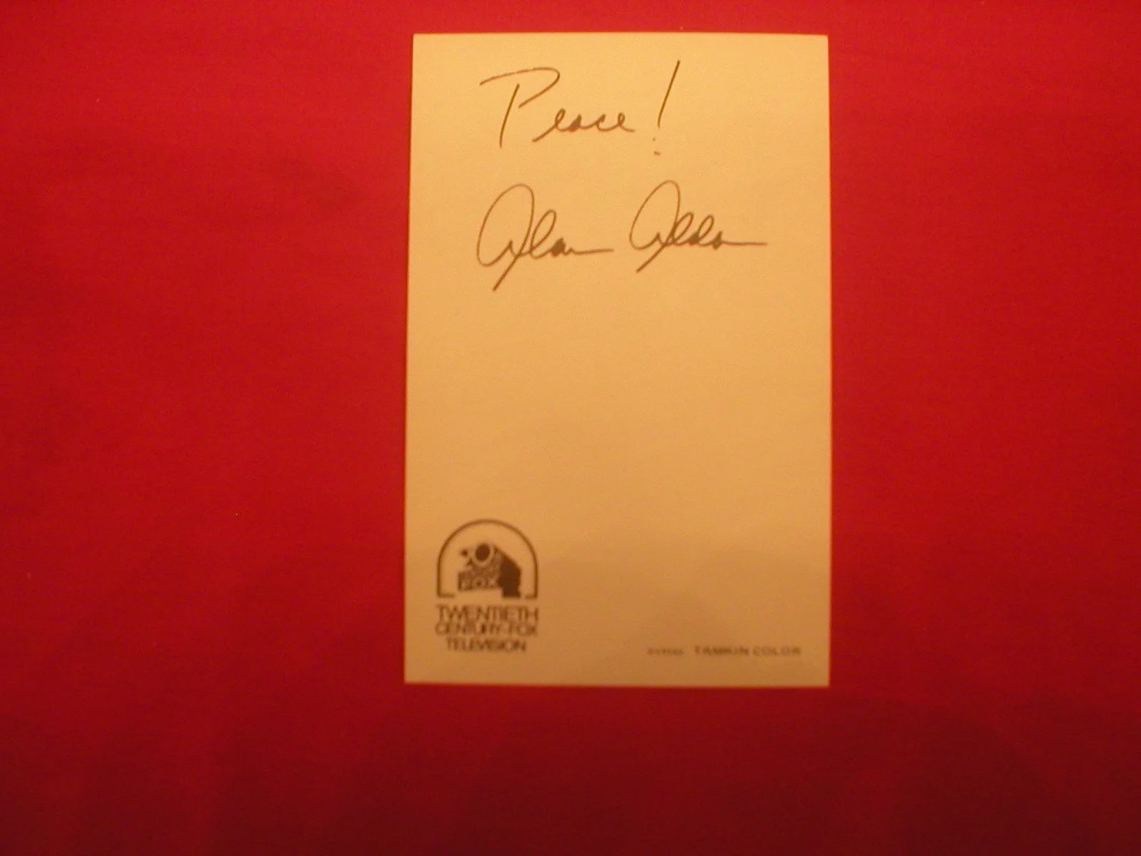 Alan Alda — VINTAGE ALAN ALDA MASH TV PROMO POSTCARD PRE-SIGNED AUTOGRAPHED PHOTO 3.5 X 5.5, изображение 3
