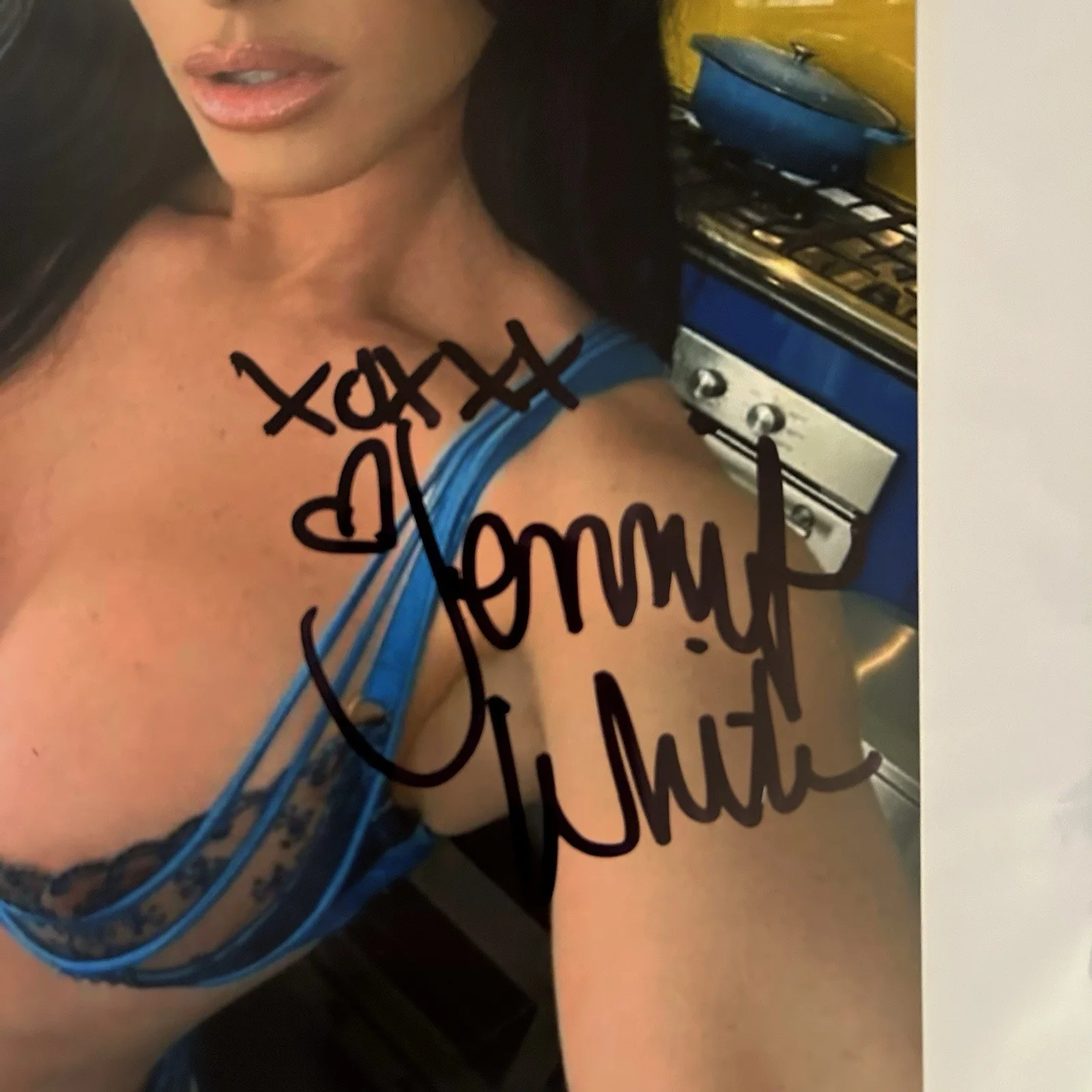 Jennifer White — Adult Star Jennifer White Busty Signed 8X10 Photo Proof Photo AVN, изображение 2