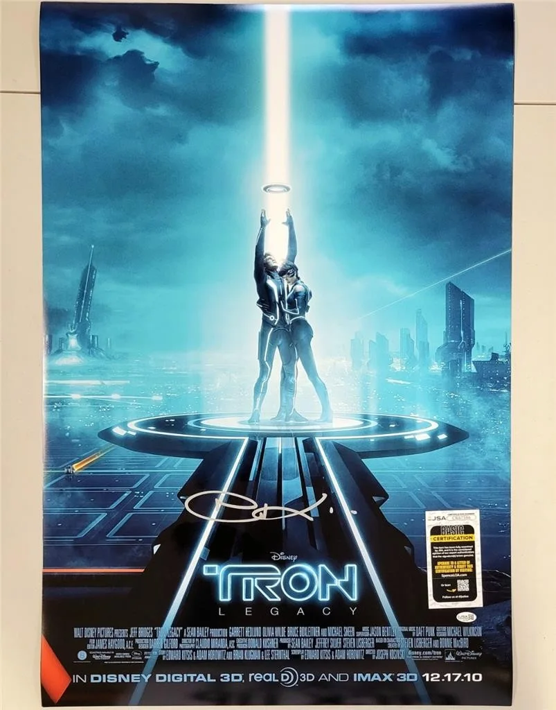 Joseph Kosinski — Joseph Kosinski signed Tron Legacy 24x36 Photo Movie Poster autograph (B) ~ JSA