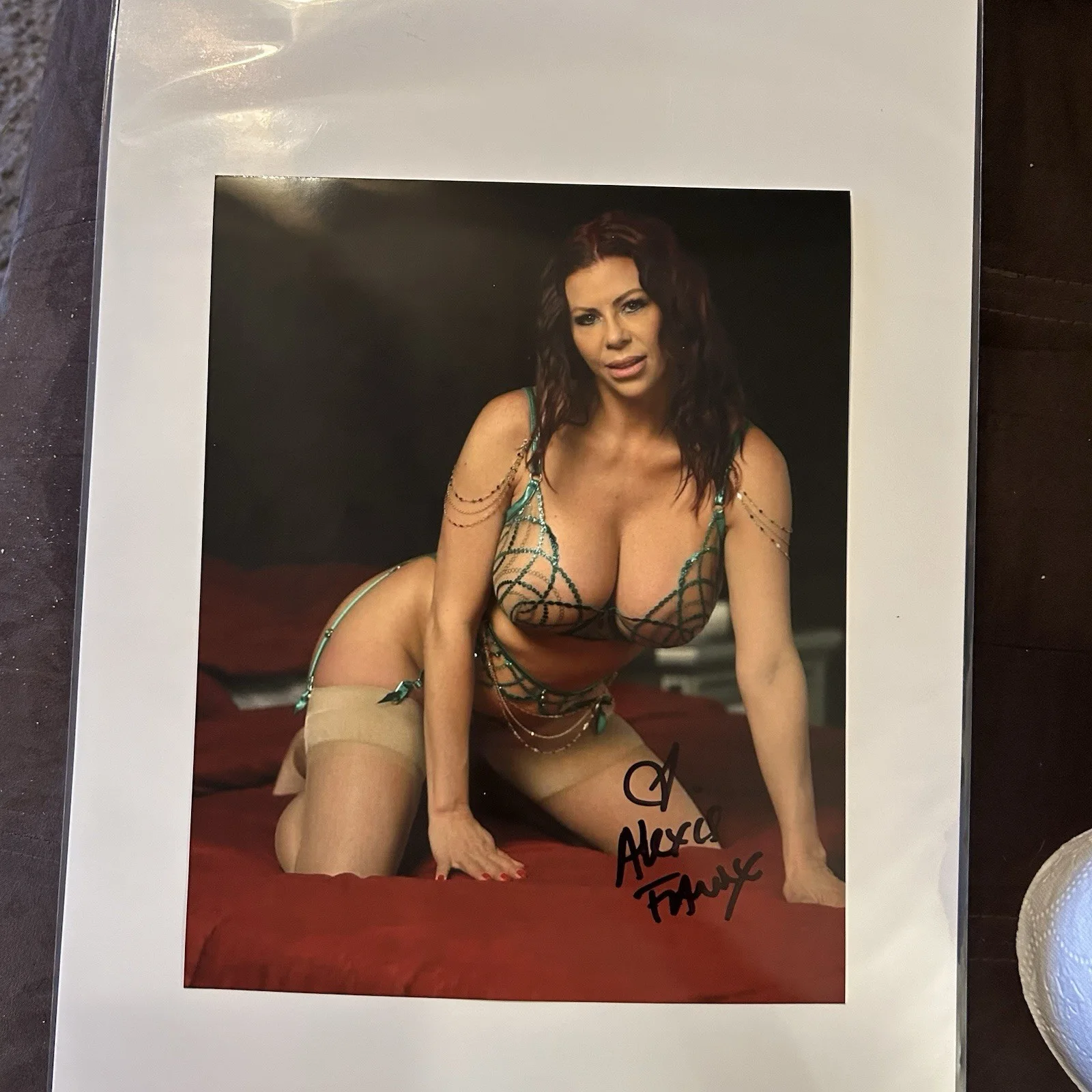 Alexis Fawx — Alexis Fawx Signed 8x10 Proof Pic Autograph AVN 2026 Adult Star, изображение 3