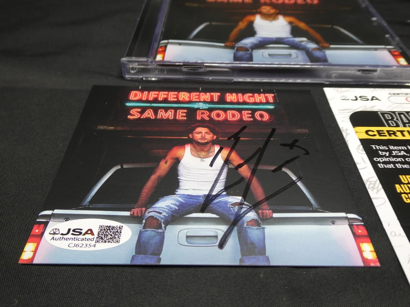 Bailey Zimmerman Signed Insert JSA #CI62354 & New Different Night Same Rodeo CD, image 2