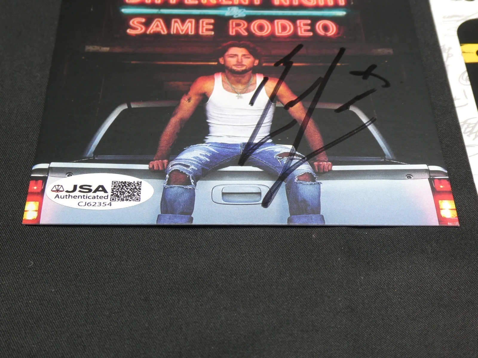 Bailey Zimmerman Signed Insert JSA #CI62354 & New Different Night Same Rodeo CD, image 4