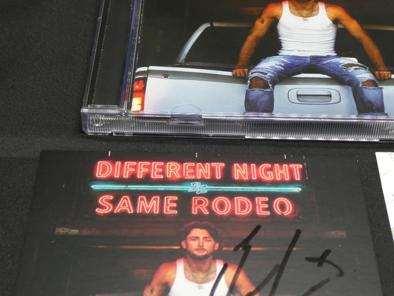 Bailey Zimmerman Signed Insert JSA #CI62354 & New Different Night Same Rodeo CD, image 5