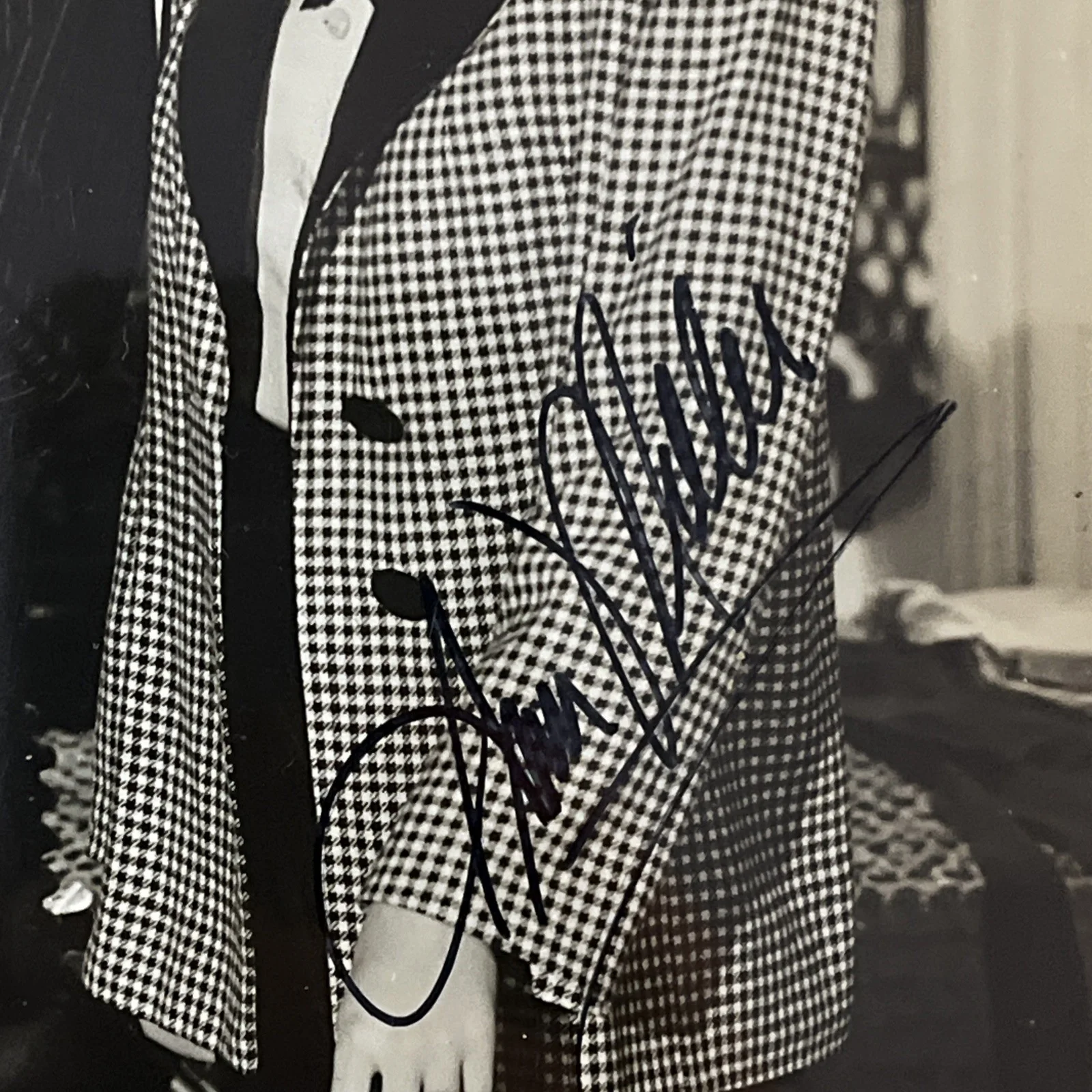 Ann Miller Signed 8x10 Movie Photo Eadie Was a Lady Columbia Pictures (2), изображение 3