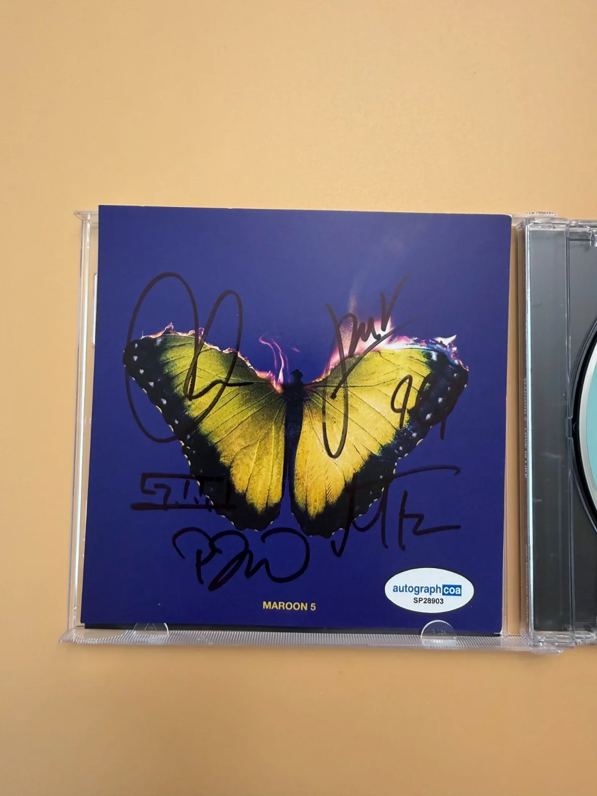 Maroon 5 GROUP SIGNED Love Is Like CD Autograph ACOA SP28903, image 2