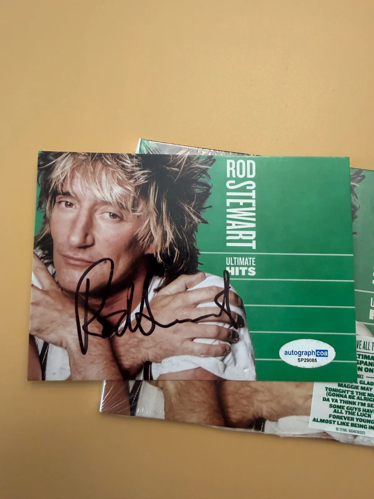 Rod Stewart Ultimate Hits CD SIGNED Postcard Autograph ACOA SP29085, image 2