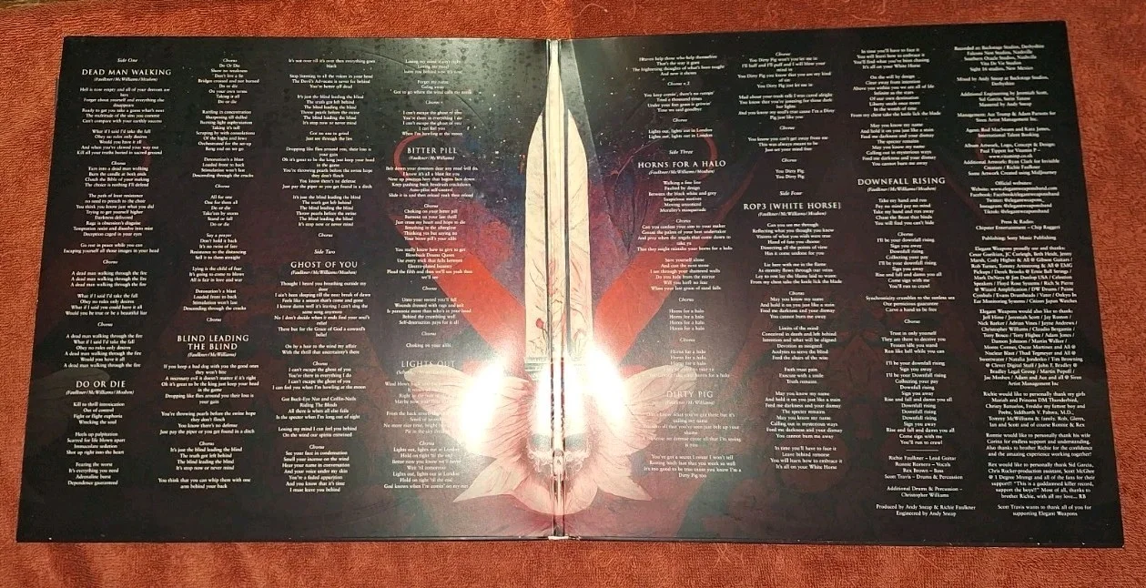 Elegant Weapons Horns for a Halo LP signed by Richie Faulkner, изображение 4