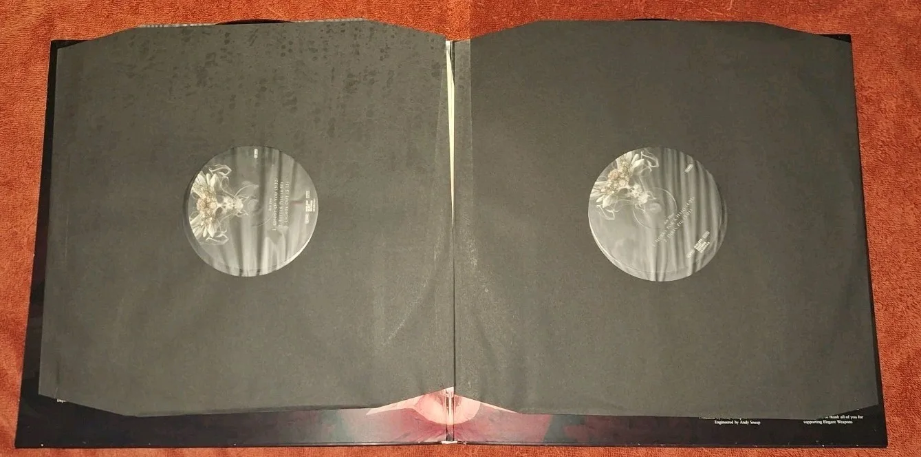Elegant Weapons Horns for a Halo LP signed by Richie Faulkner, изображение 5