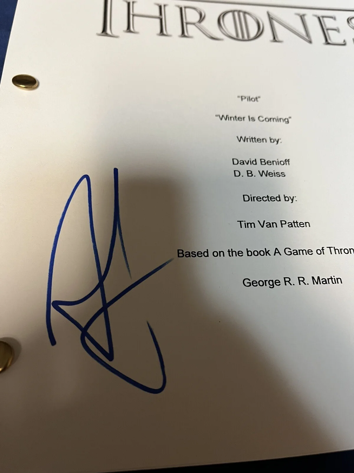 Alfie Allen — ALFIE ALLEN SIGNED AUTOGRAPHED GAME OF THRONES PILOT SCRIPT PROOF THERON GREYJOY, image 2