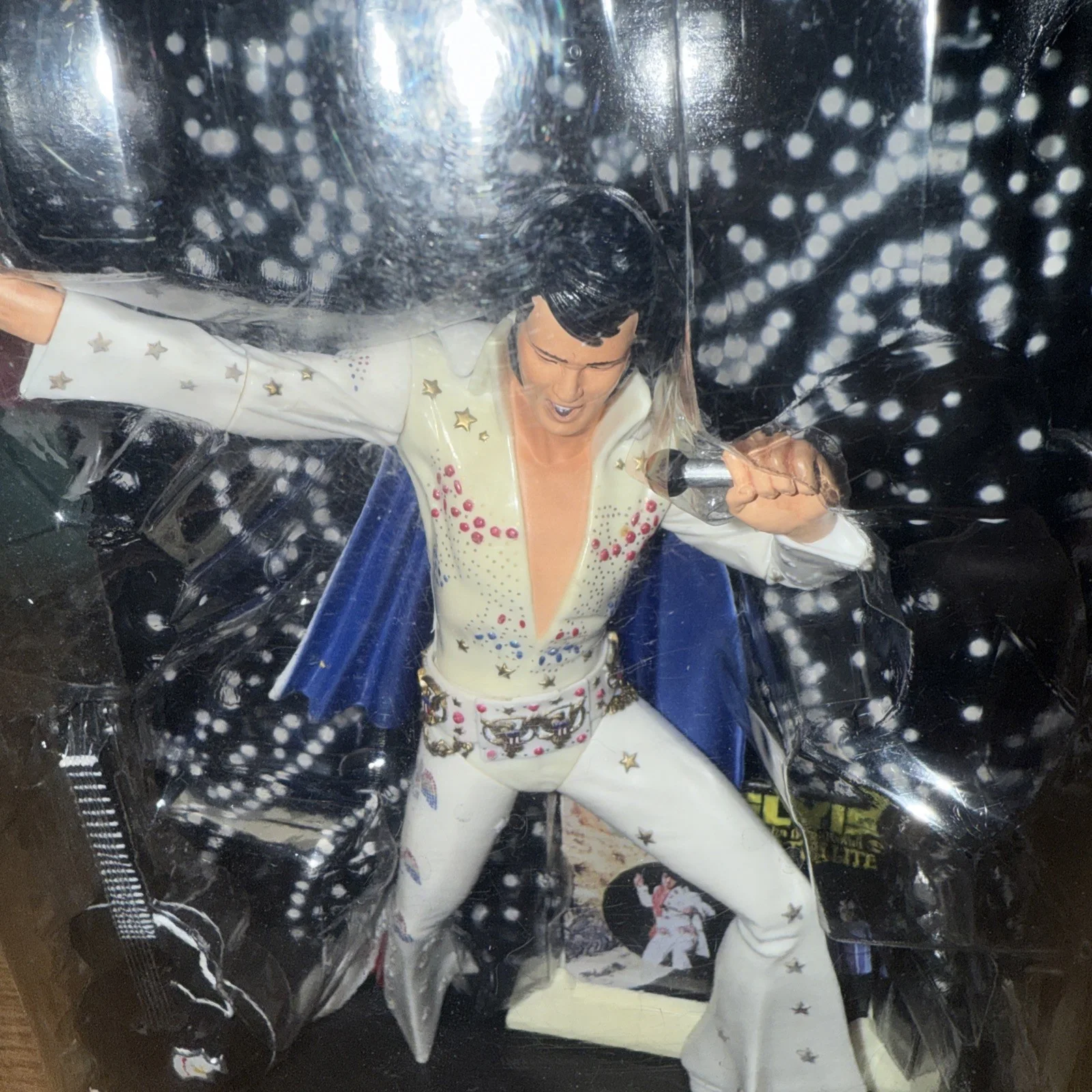 Aloha Hawaii 7” Elvis With Accessories By X Toys, image 2