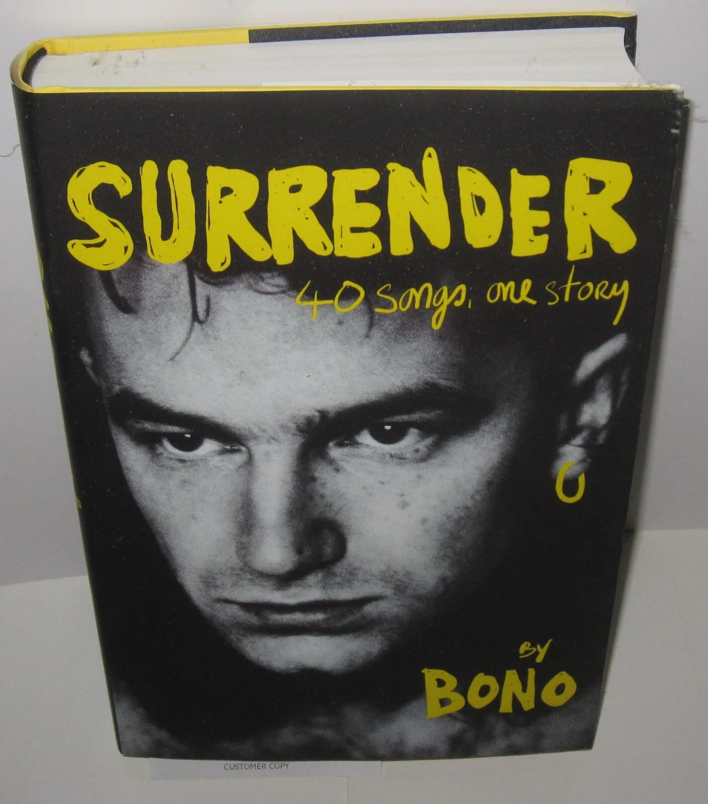 BONO SIGNED SURRENDER BOOK U2 AUTOGRAPH CLASSIC ROCK BARNES & NOBLE JSA LOA, image 5