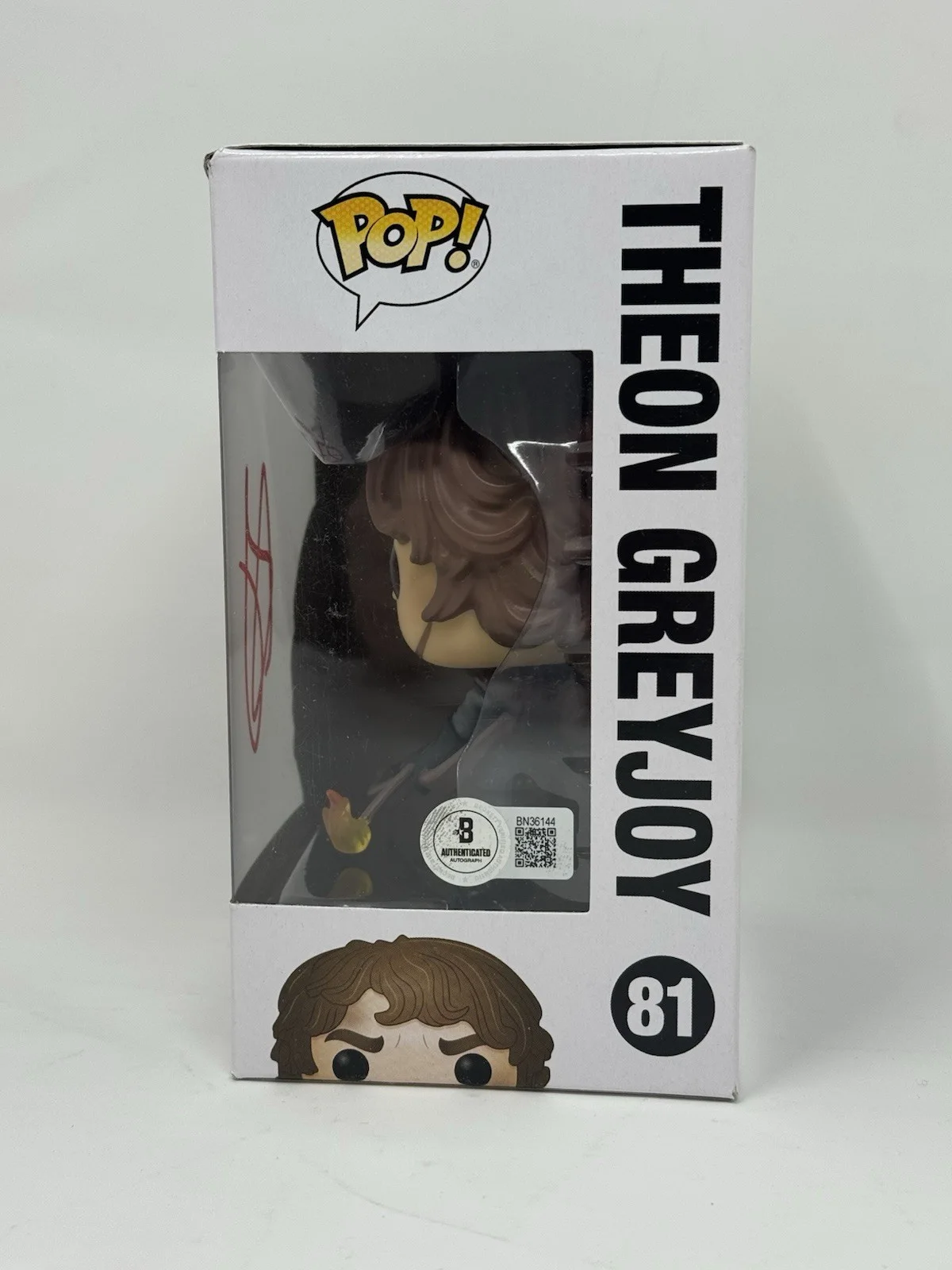 Alfie Allen — Alfie Allen Signed Theon Greyjoy Game of Thrones Funko Pop #81 Autograph Beckett, изображение 5