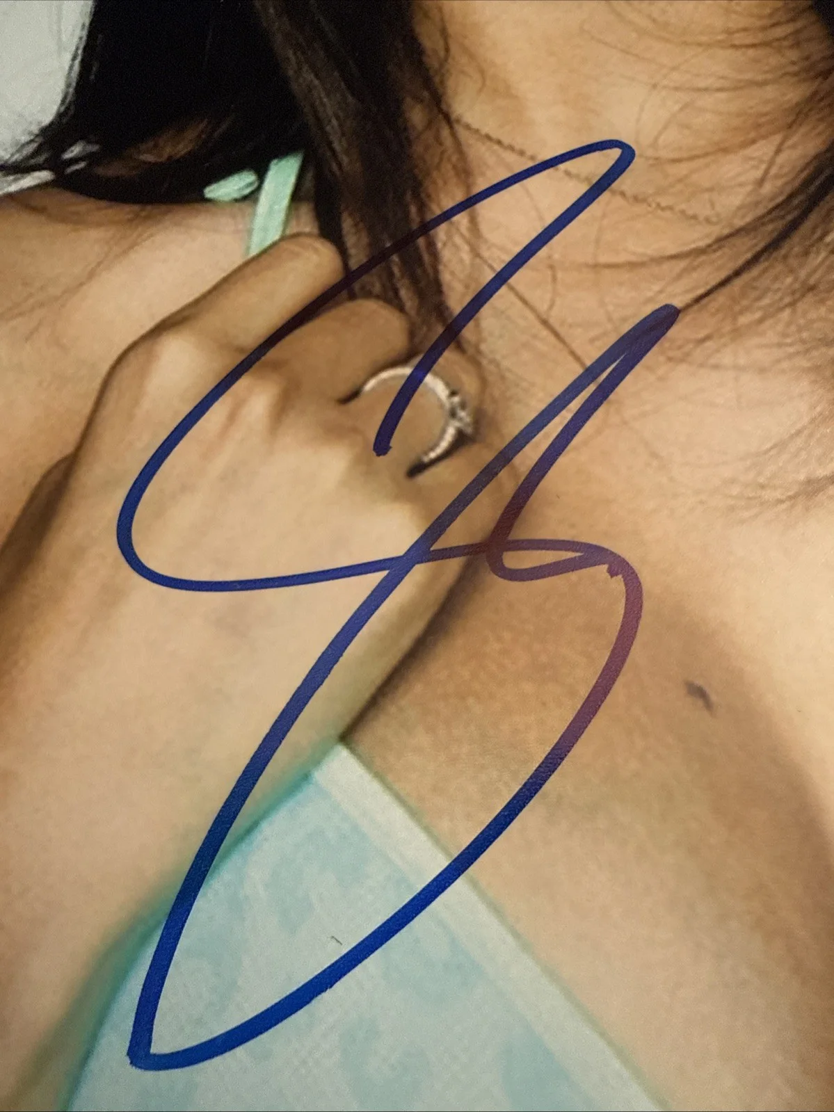 Authentic Salena Gomez Autographed Photo 11x14, изображение 3
