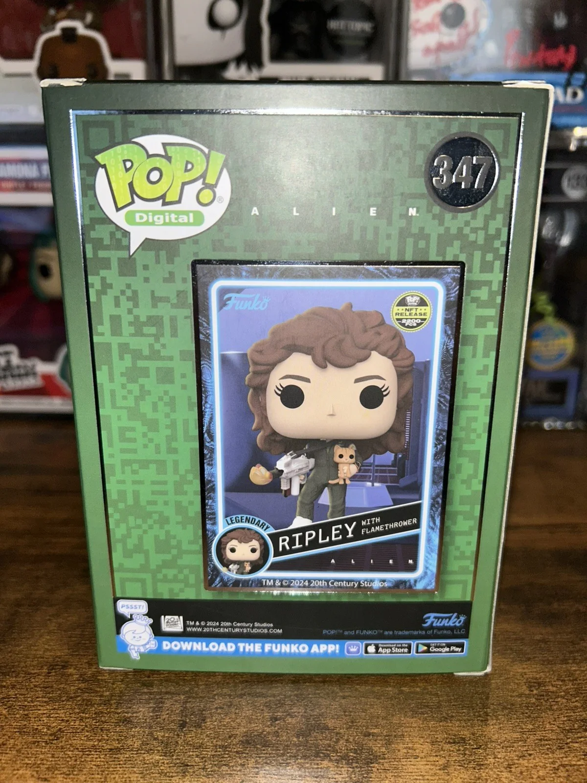 Sigourney Weaver — Alien Ripley digital Funko Pop #347 signed by Sigourney Weaver Official Pix COA, изображение 4