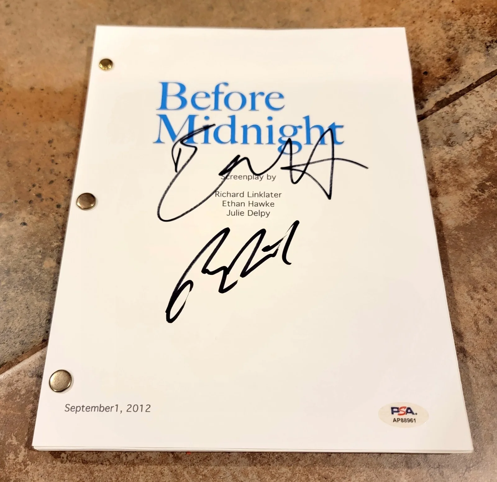 Richard Linklater, Ethan Hawke — Ethan Hawke Richard Linklater signed Before Midnight script full 115 pages PSA