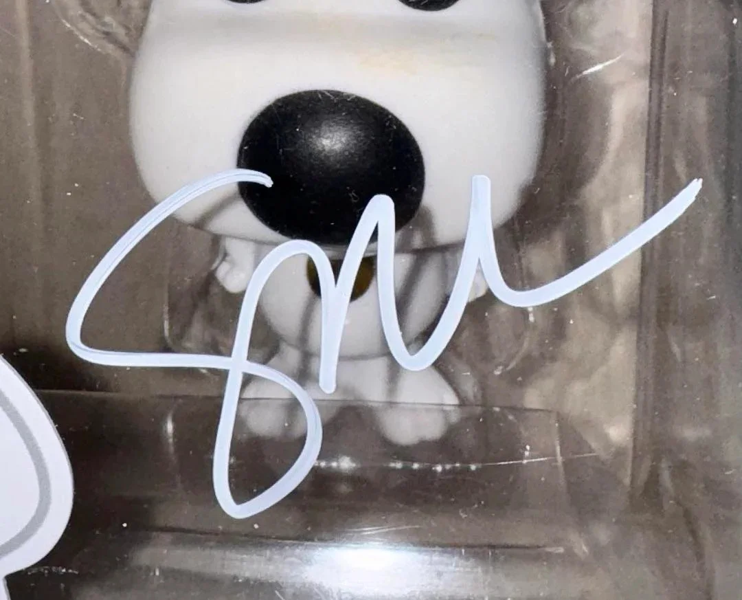 Seth McFarlane Signed Funko Pop #32 "Brian" Family Guy - Beckett COA, изображение 2