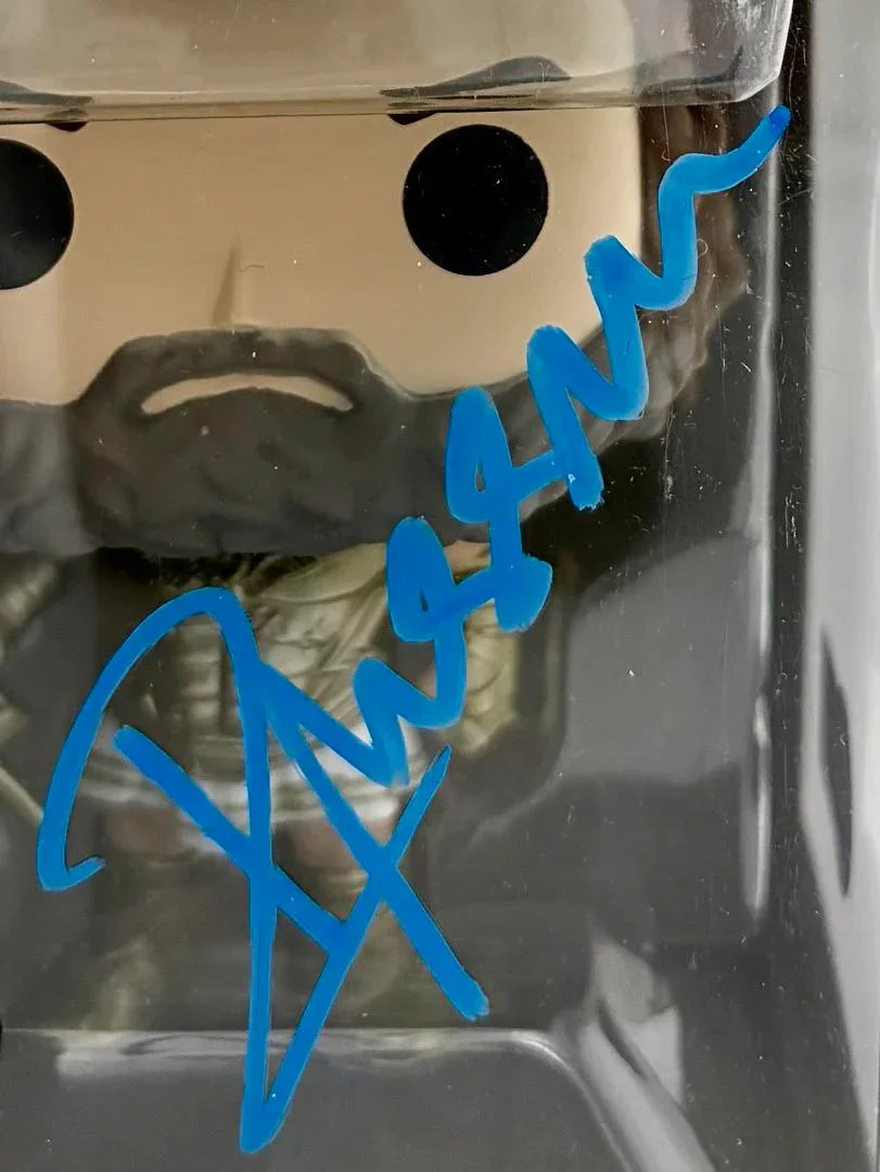 Russell Crowe signed "Zeus" Funko #1069 (Thor: Love and Thunder) - Beckett COA, image 2