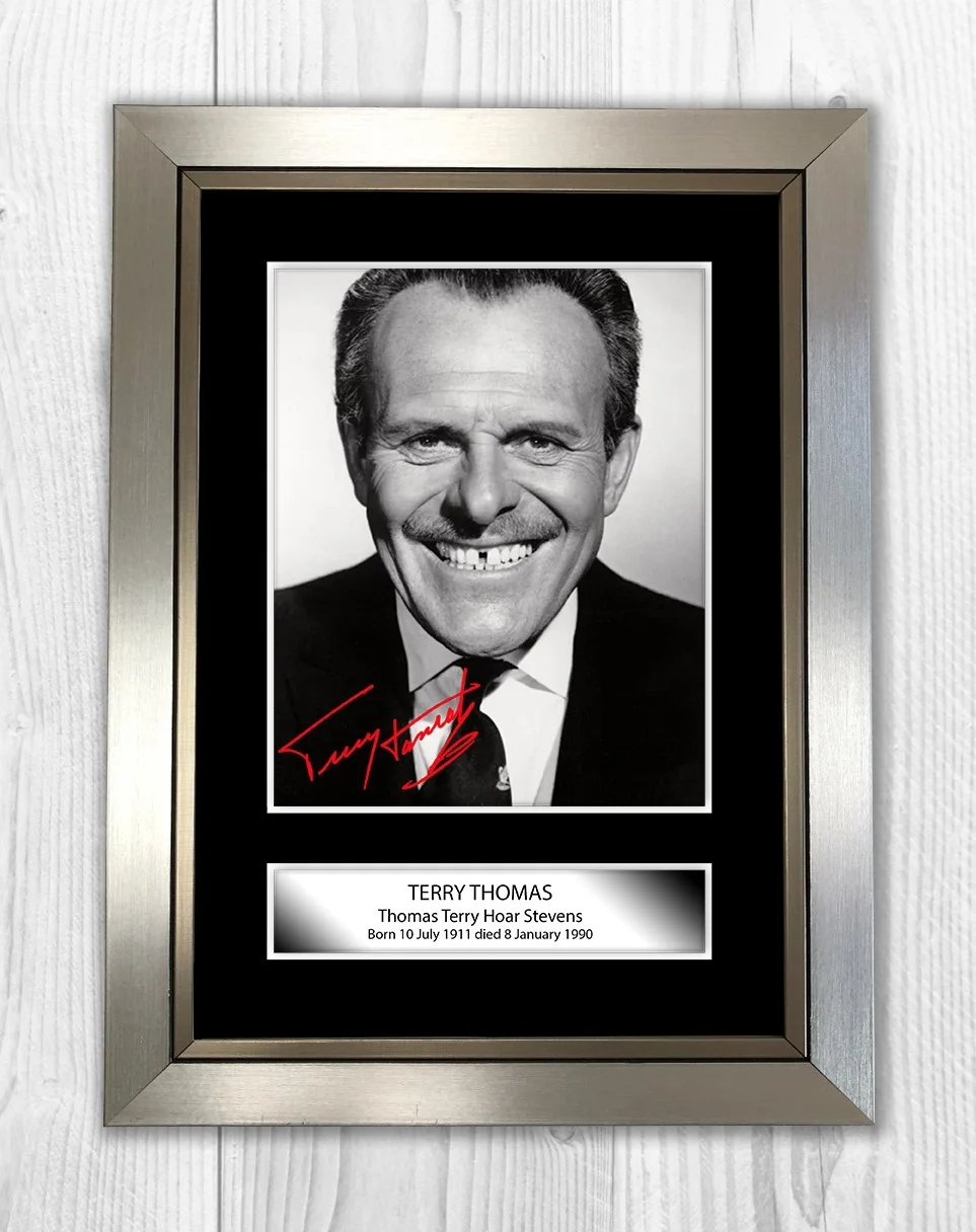 Terry Thomas A4 signed mounted photograph picture poster. Choice of frame., изображение 3