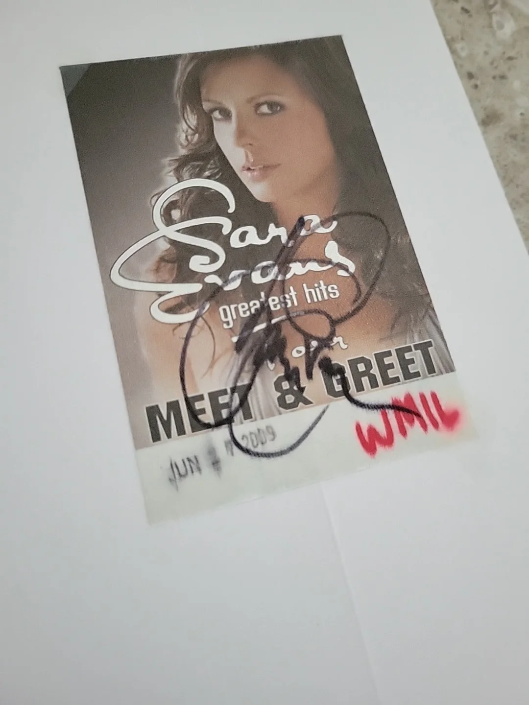 SARA EVANS SIGNED MEET & GREET PASS 2009 NO COA, image 4