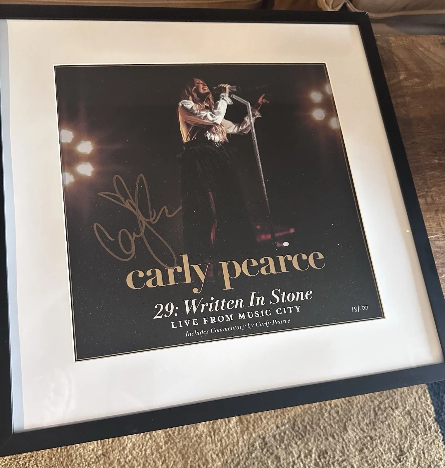 Carly Pearce Signed 29: Written In Stone Live Framed Limited 18/100, изображение 4