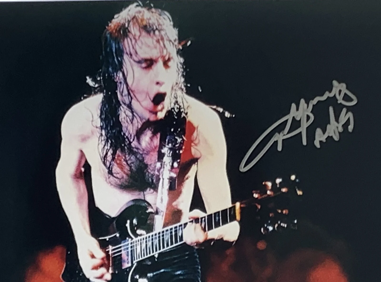 Angus Young Ac Dc signed Photo 11x14 inch large psa dna coa, изображение 2