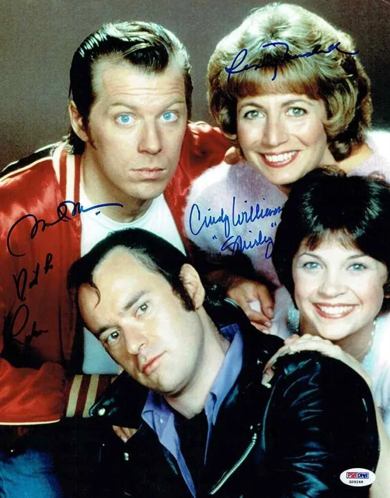 Show Cast Members — Laverne and Shirley Cast Autograph Signed 11x14 Photo Certified PSA/DNA COA