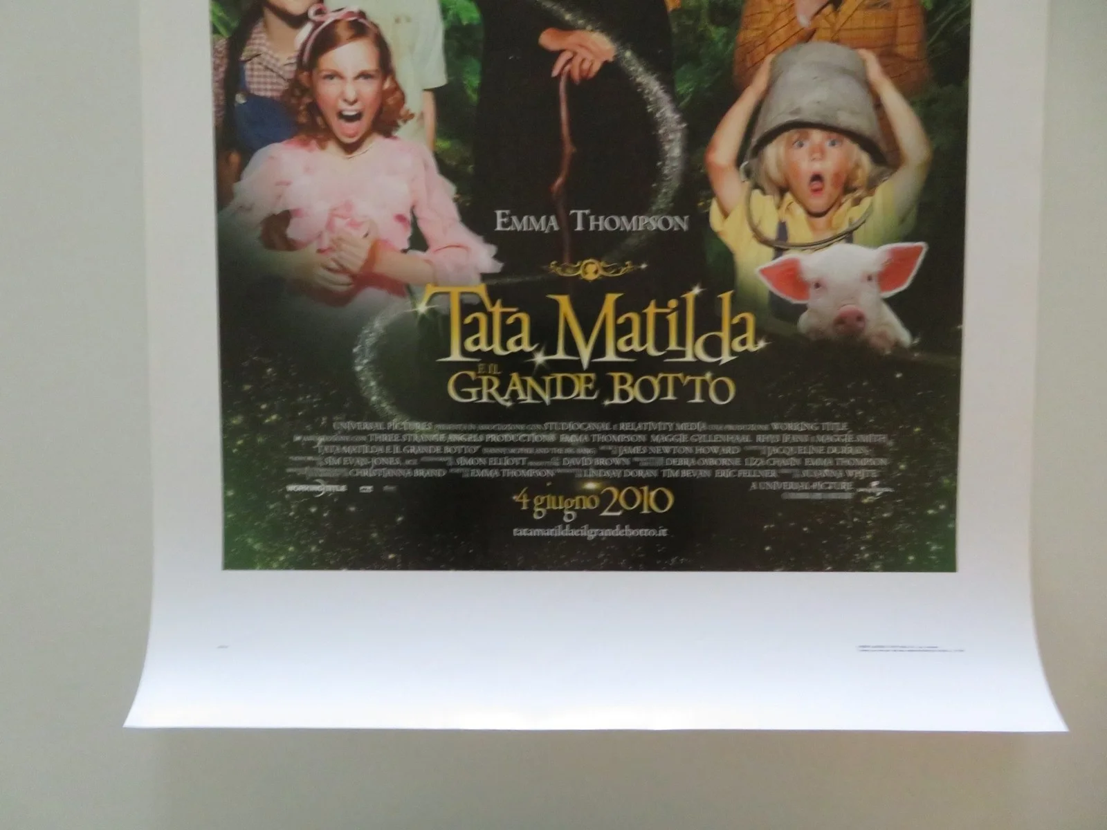 NANNY MCPHEE RETURNS ITALIAN LOCANDINA POSTER EMMA THOMPSON ASA BUTTERFIELD 2010, изображение 4