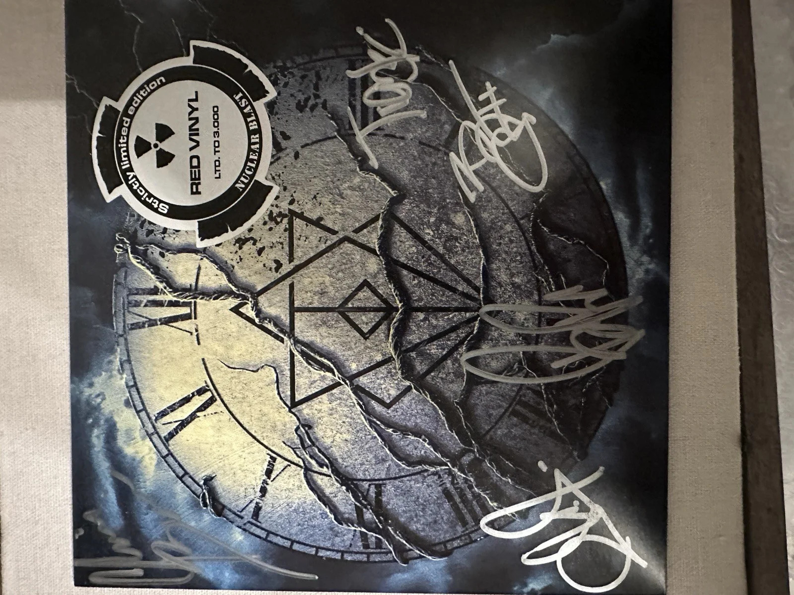 IN FLAMES State Of Decay AUTOGRAPHED RED LP VINYL Limited to 3,000 Rare, изображение 3