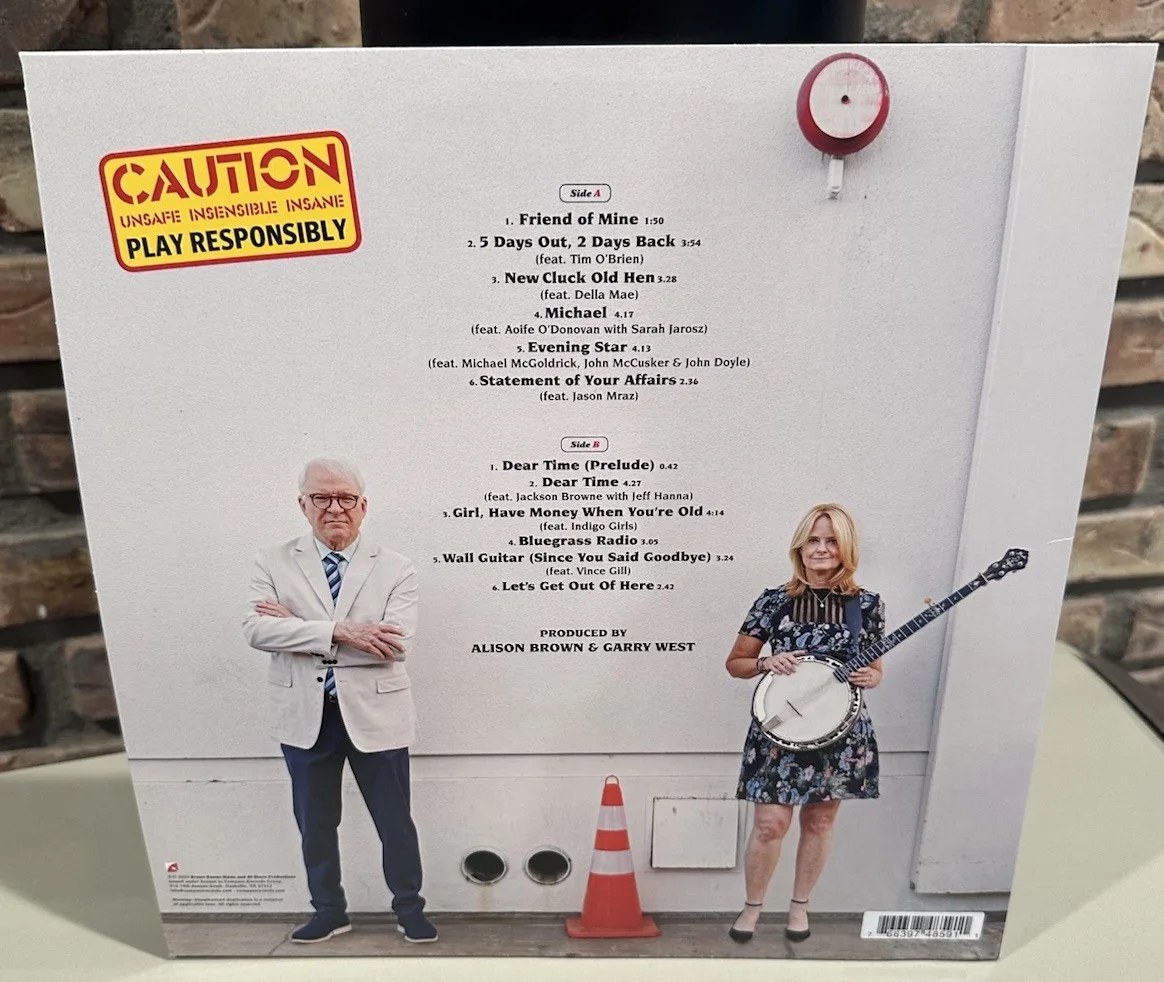 Alison Brown & STEVE MARTIN Autographed Safe, Sensible, And Sane Red Vinyl LP, изображение 3